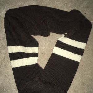 Hand-made scarf